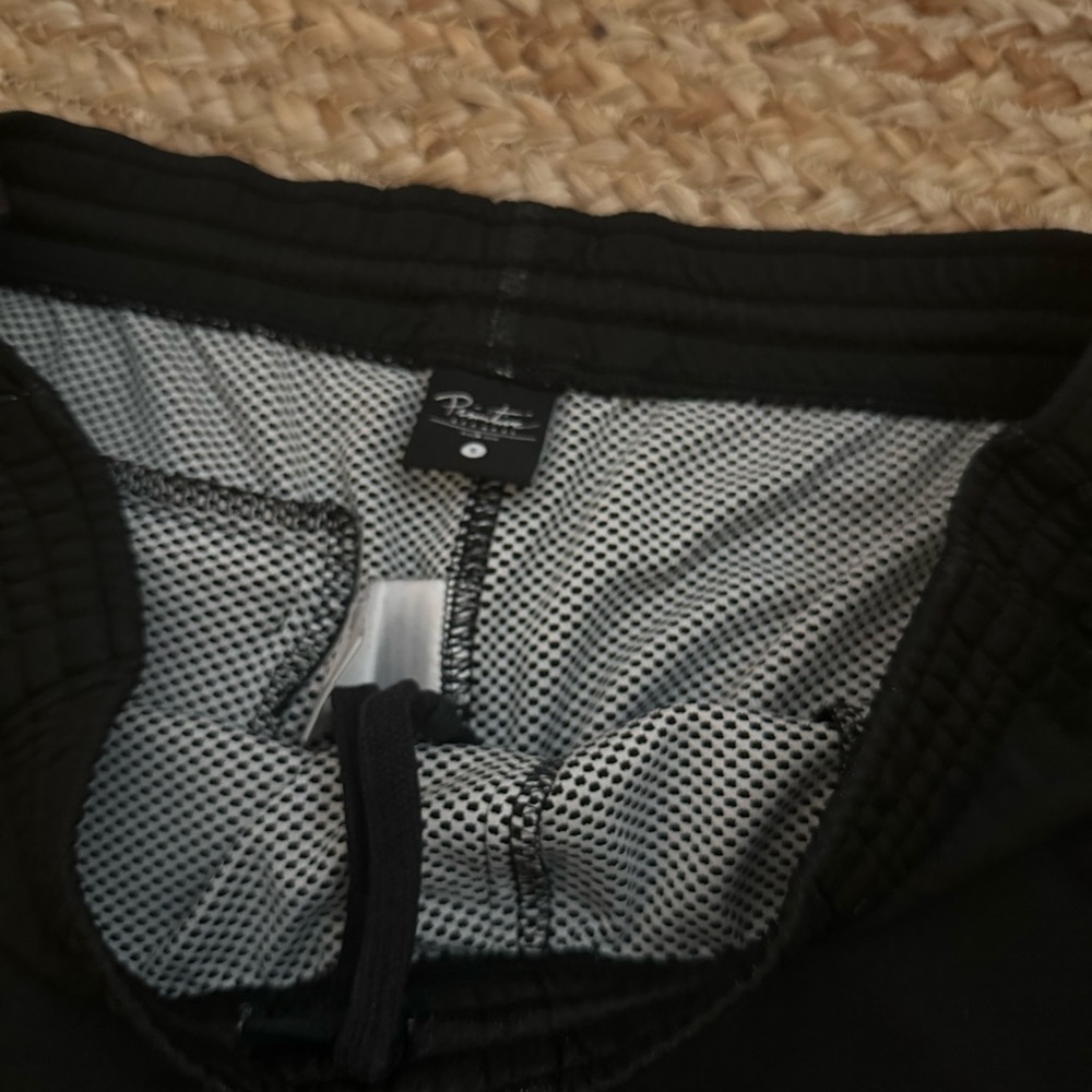 MENS PRIMITIVE SHORTS - Picture 3 of 8